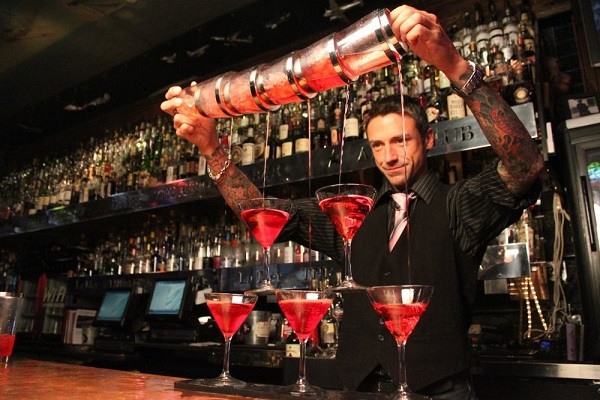 hình ảnh kỹ thuật flair bartending